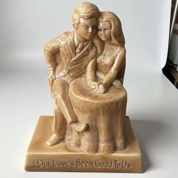 VTG 71s R&W Berries Resin Couples Figurine Our Love’s Been Good To Us 6.5"X4.5" - Picture 11 of 12
